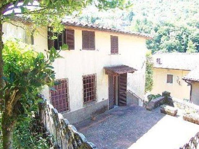 Rustico / Casale in vendita a Fabbriche di Vergemoli LU