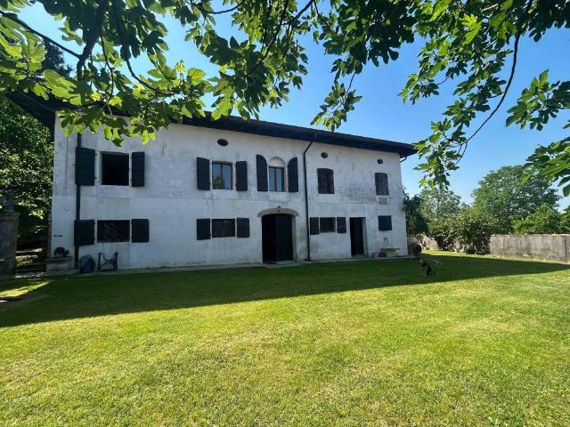 Rustico / Casale in vendita a Faedis UD