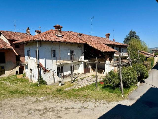 Rustico / Casale in vendita a Farigliano CN