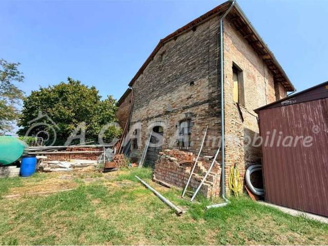 Rustico / Casale in vendita a Felino PR