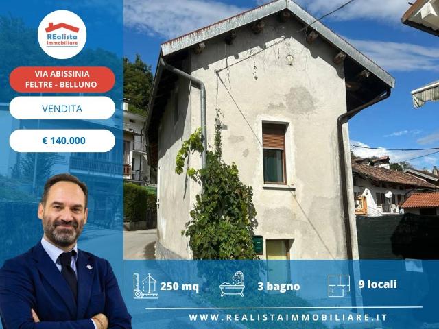 Rustico / Casale in vendita a Feltre BL