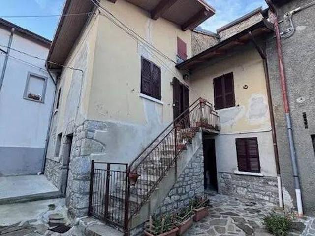 Rustico / Casale in vendita a Ferriere PC