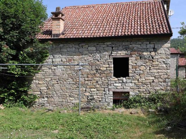 Rustico / Casale in vendita a Ferriere PC