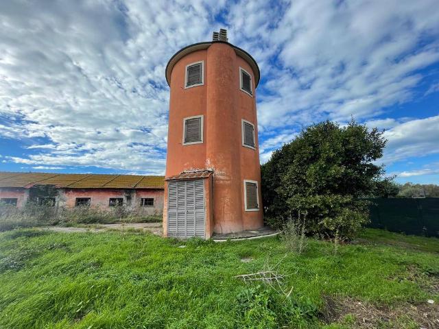 Rustico / Casale in vendita a Fiumicino RM