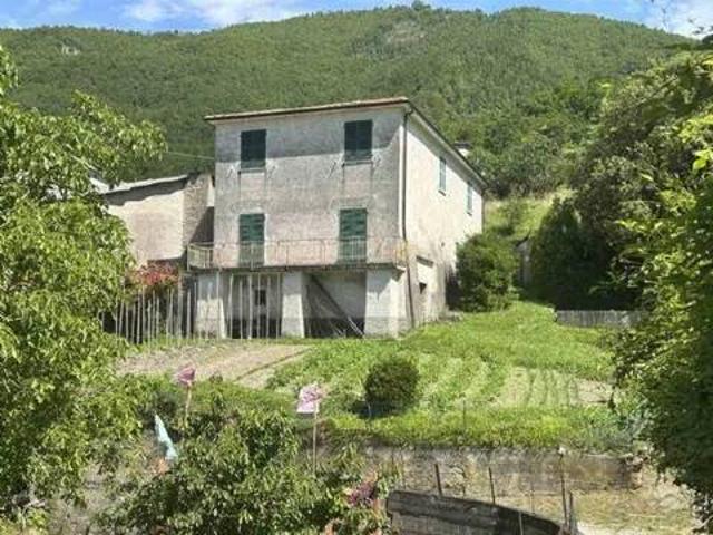 Rustico / Casale in vendita a Fivizzano MS