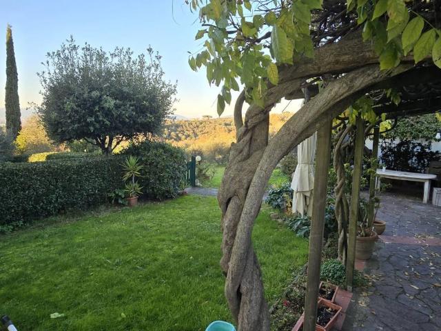 Rustico / Casale in vendita a Firenze FI