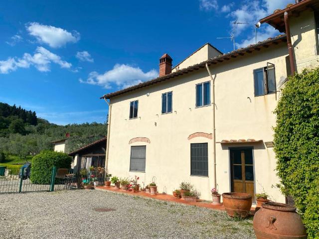 Rustico / Casale in vendita a Firenze FI