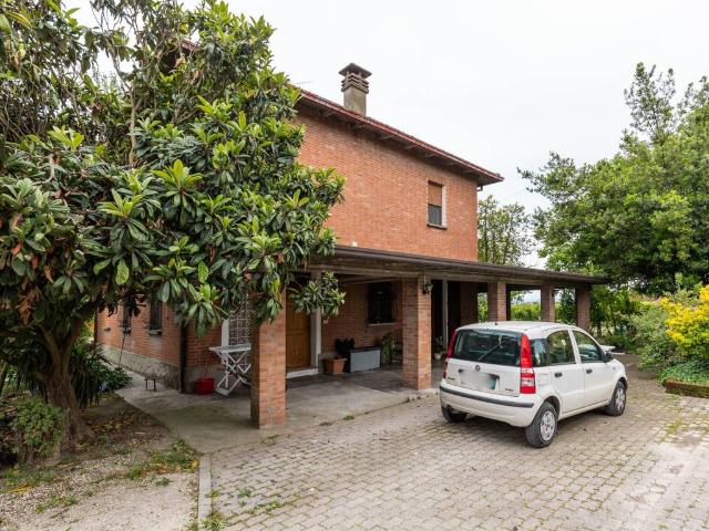 Rustico / Casale in vendita a Imola BO