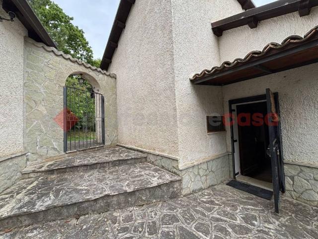 Rustico / Casale in vendita a Jelsi CB