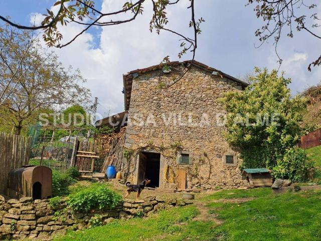 Rustico / Casale in vendita a Oltre il Colle BG