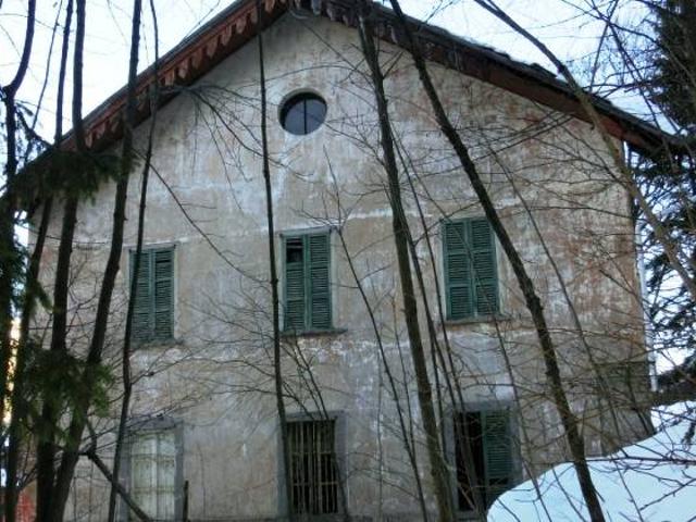 Rustico / Casale in vendita a Oltre il Colle BG