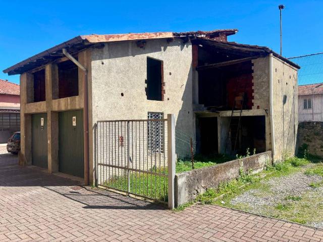 Rustico / Casale in vendita a Olgiate Comasco CO