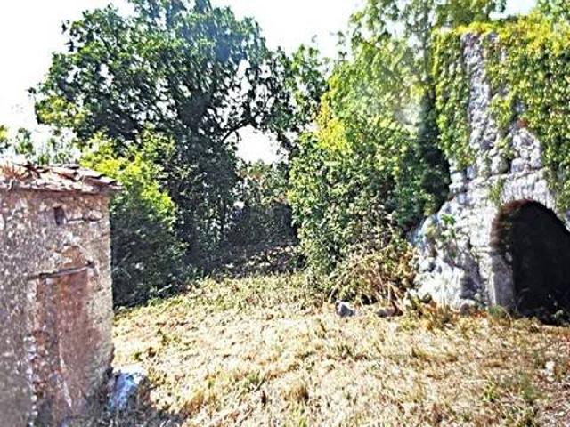 Rustico / Casale in vendita a Oliveto Citra SA