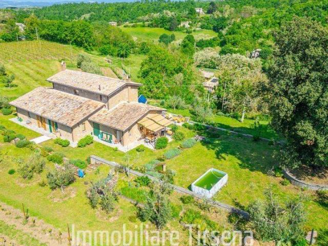 Rustico / Casale in vendita a Orvieto TR