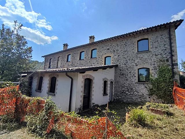 Rustico / Casale in vendita a Orvieto TR