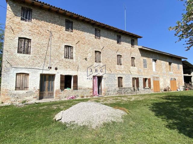 Rustico / Casale in vendita a Ormelle TV