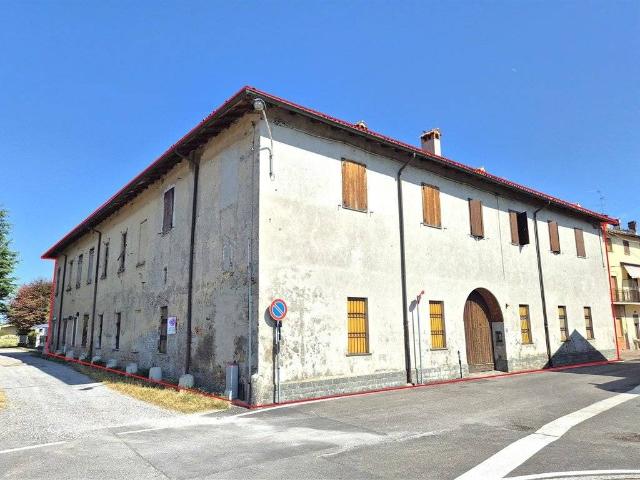 Rustico / Casale in vendita a Ornago MB