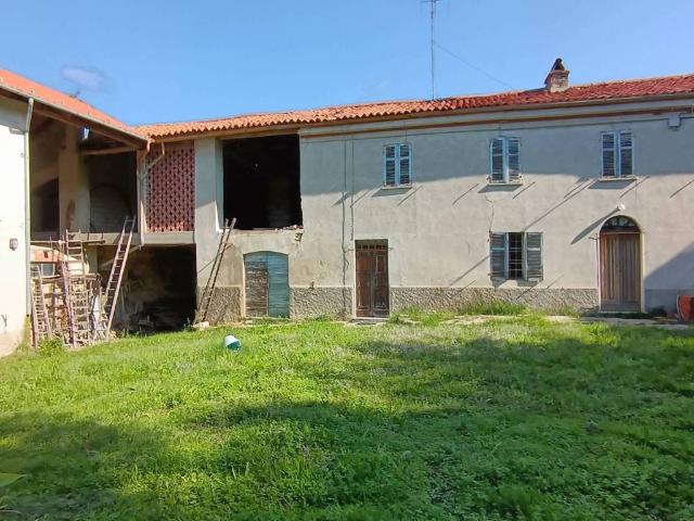 Rustico / Casale in vendita a Ottiglio AL