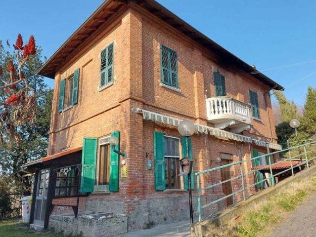 Rustico / Casale in vendita a Ovada AL