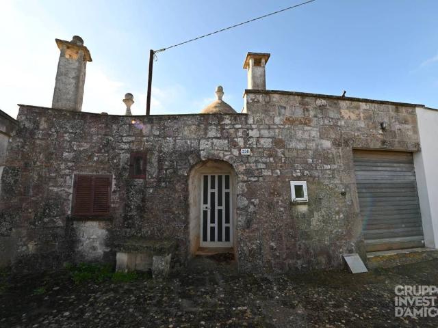 Rustico / Casale in vendita a Locorotondo BA