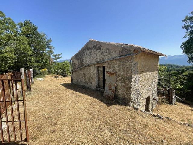 Rustico / Casale in vendita a Longone Sabino RI