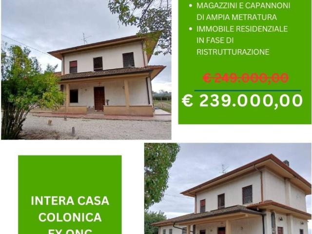 Rustico / Casale in vendita a Latina LT
