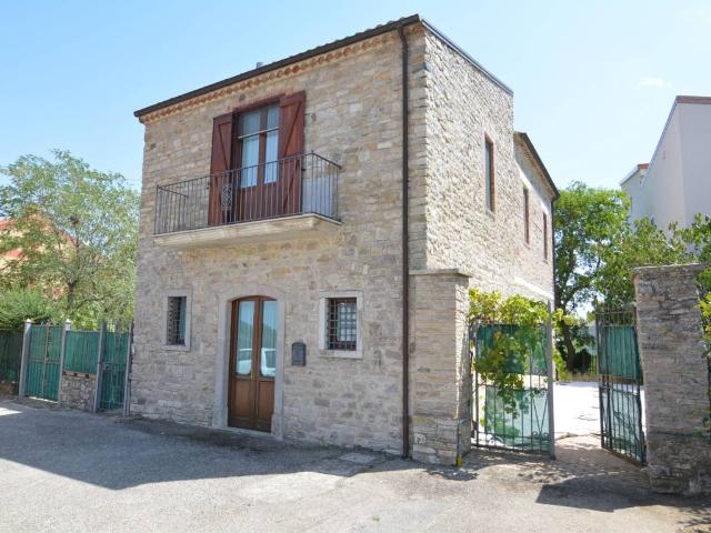 Rustico / Casale in vendita a Lacedonia AV