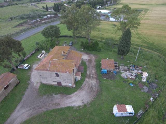 Rustico / Casale in vendita a Lanuvio RM