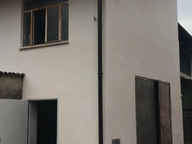 Rustico / Casale in vendita a Legnano MI