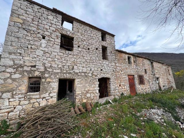 Rustico / Casale in vendita a Lenola LT