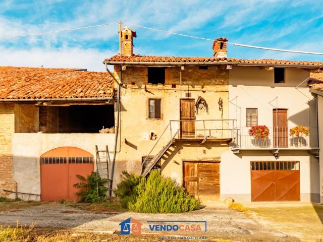 Rustico / Casale in vendita a Lequio Tanaro CN