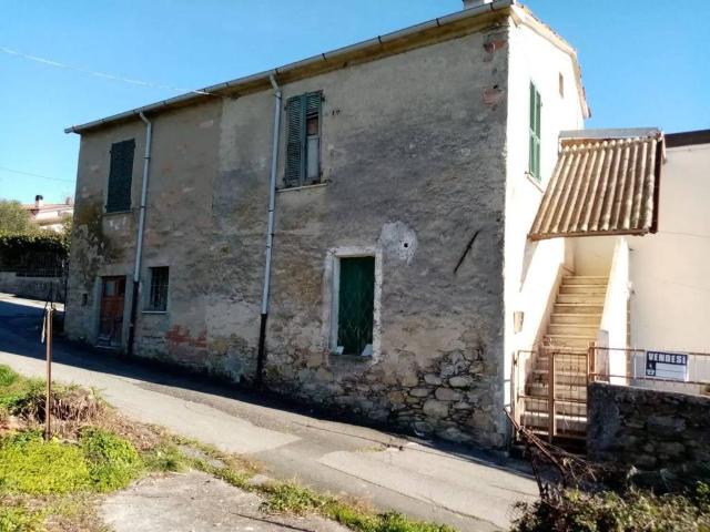 Rustico / Casale in vendita a Licciana Nardi MS