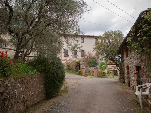 Rustico / Casale in vendita a Lucca LU
