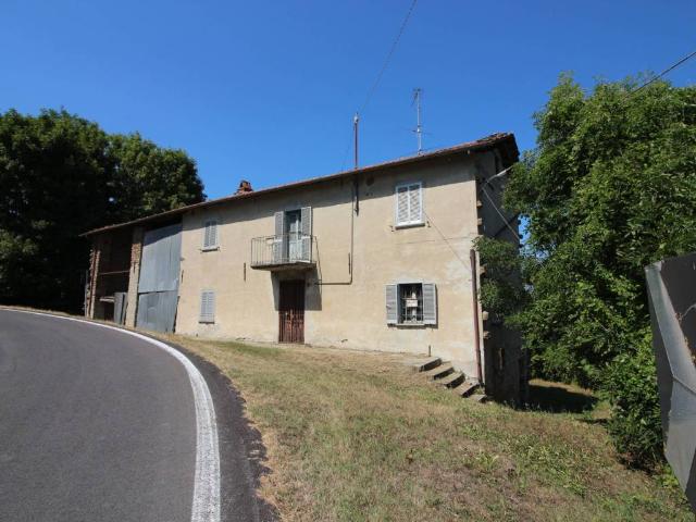 Rustico / Casale in vendita a Mombarcaro CN