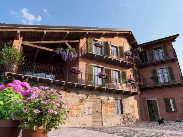 Rustico / Casale in vendita a Mombasiglio CN