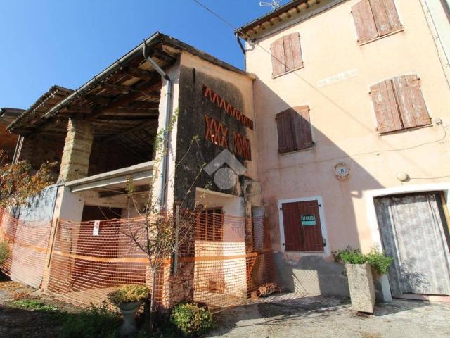 Rustico / Casale in vendita a Monfumo TV
