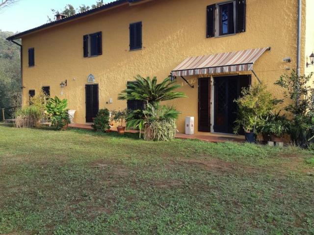 Rustico / Casale in vendita a Monsummano Terme PT