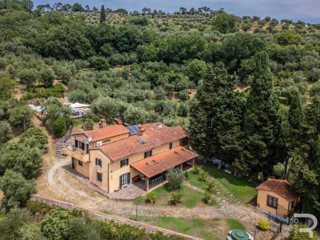 Rustico / Casale in vendita a Monsummano Terme PT