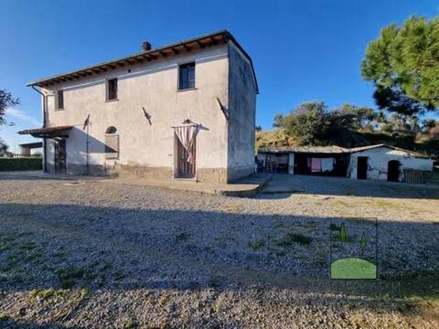 Rustico / Casale in vendita a Montopoli in Val d'Arno PI