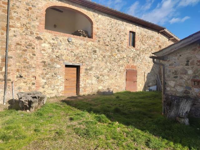 Rustico / Casale in vendita a Montalcino SI