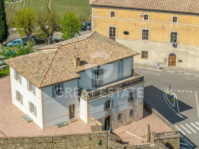Rustico / Casale in vendita a Montalcino SI