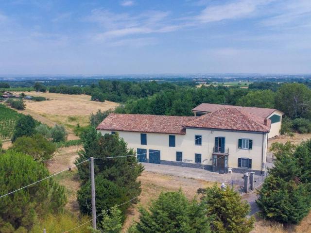 Rustico / Casale in vendita a Montaldo Bormida AL