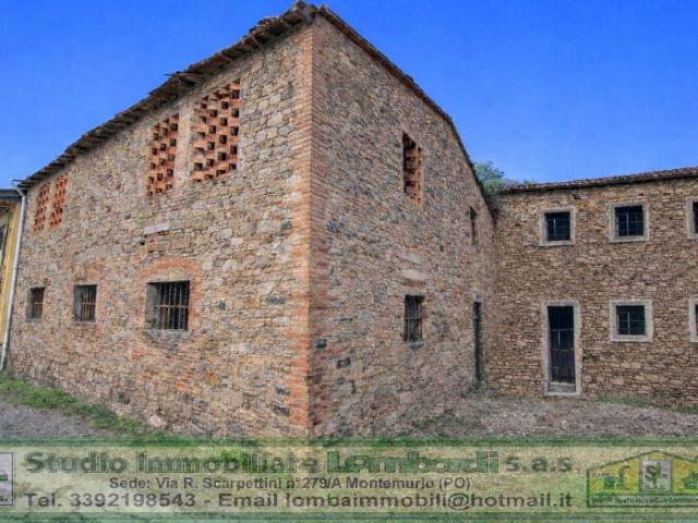 Rustico / Casale in vendita a Montale PT