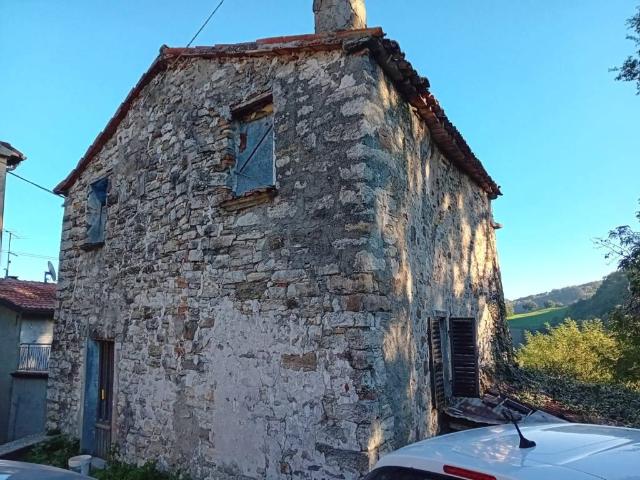 Rustico / Casale in vendita a Monte Cerignone PU