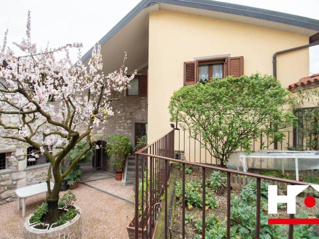 Rustico / Casale in vendita a Monte Isola BS