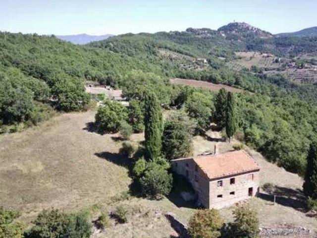 Rustico / Casale in vendita a Monte Santa Maria Tiberina PG