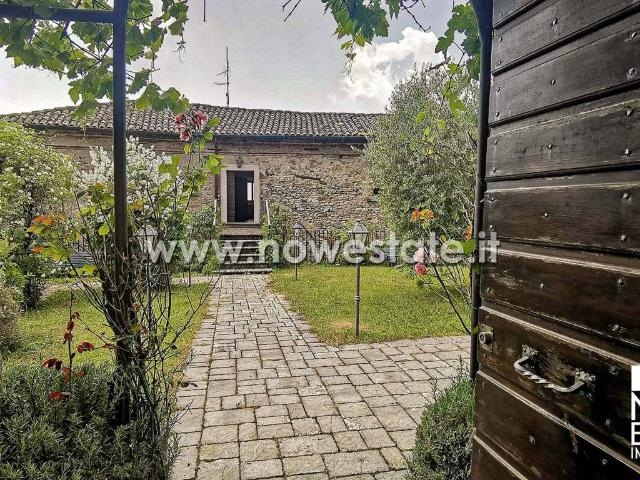 Rustico / Casale in vendita a Monte Santa Maria Tiberina PG