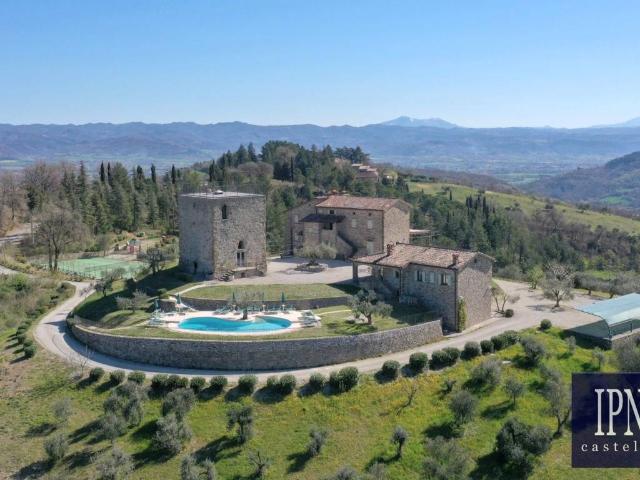 Rustico / Casale in vendita a Monte Santa Maria Tiberina PG