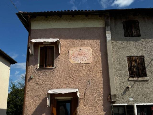 Rustico / Casale in vendita a Montebelluna TV