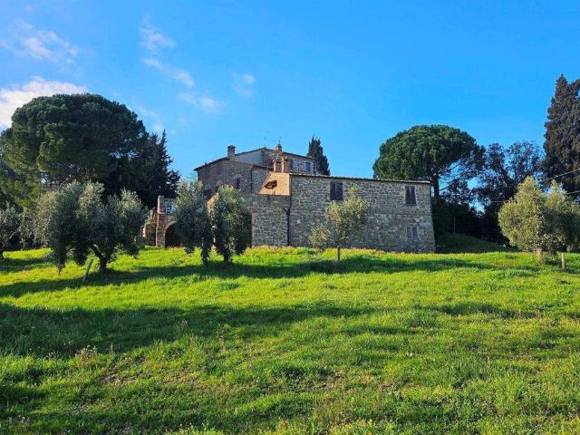 Rustico / Casale in vendita a Montecatini Val di Cecina PI